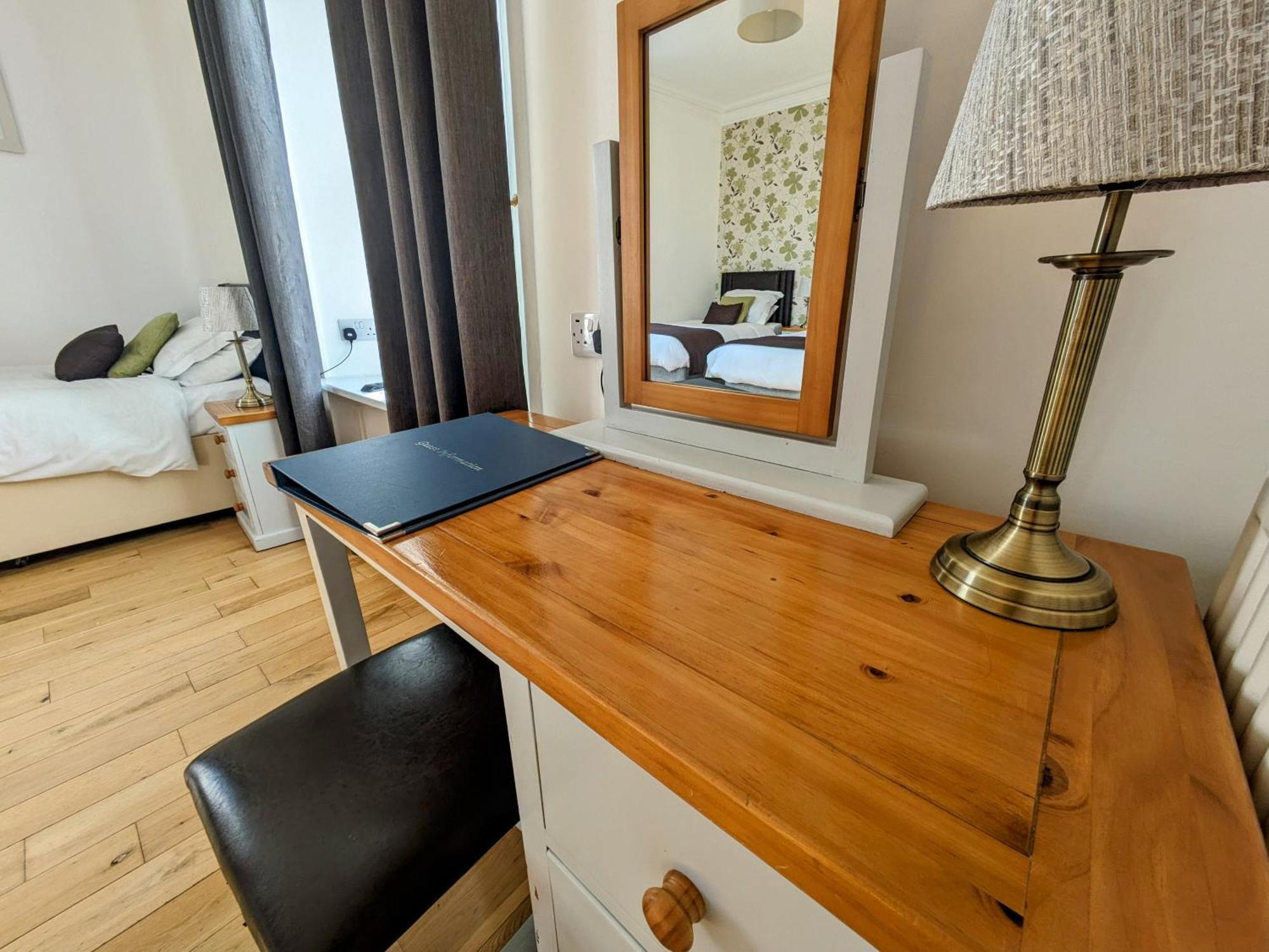 The Havelock Nairn Quarto foto